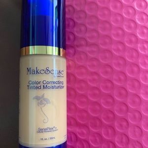 Color Correcting Tinted Moisturizer